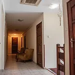 Bed & Breakfast Sempre Etterem Es Panzio