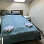 Bed & Breakfast Sempre Etterem Es Panzio 3*