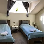 Sempre Etterem Es Panzio Bed & Breakfast Székesfehérvár