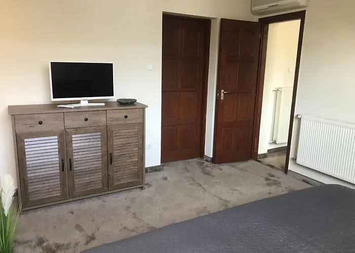B&B Sempre Etterem Es Panzio Alba Regalǎ