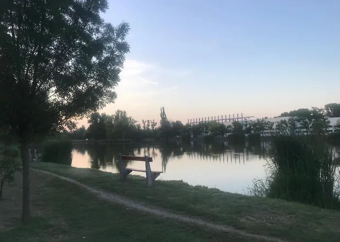 Sempre étterem és Panzió Alojamento de Acomodação e Pequeno-almoço Székesfehérvár