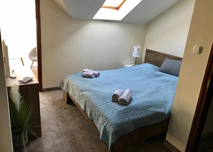 Alojamento de Acomodação e Pequeno-almoço Sempre étterem és Panzió